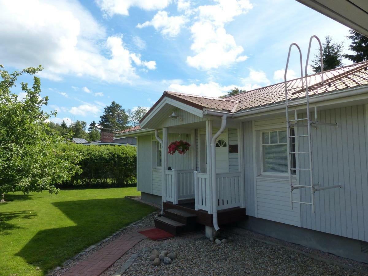Westbay Inn Vaasa Esterno foto